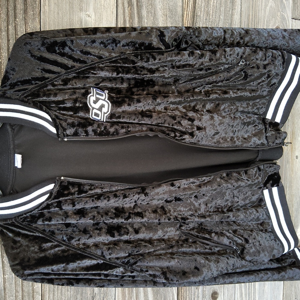 Oklahoma State University ladies black velvet long sleeved jacket size large - Picture 8 of 9